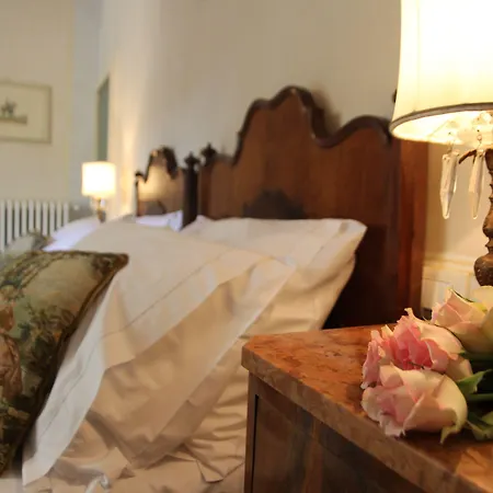 فندق مبيت وإفطار Residenza Dei Ricci 4*