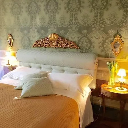 Residenza Dei Ricci 4*