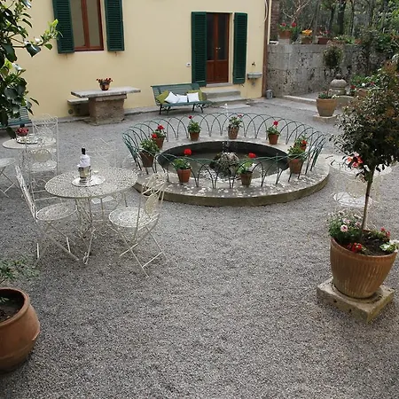 Residenza Dei Ricci Bed and Breakfast Κιούζι