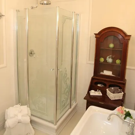 Residenza Dei Ricci Bed & Breakfast 3*