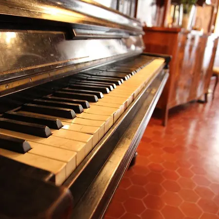 Residenza Dei Ricci Bed and Breakfast 4*